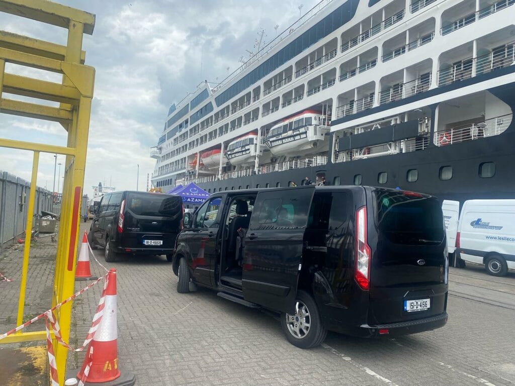 Dublin to Glendalough limo